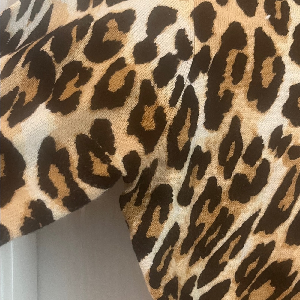 Crown & Ivy Animal Print Sweater - Picture 5 of 9